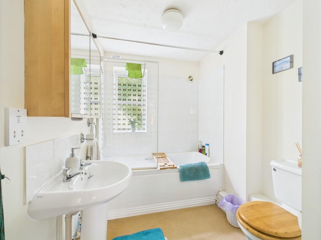 CAM02089G0-PR0538...