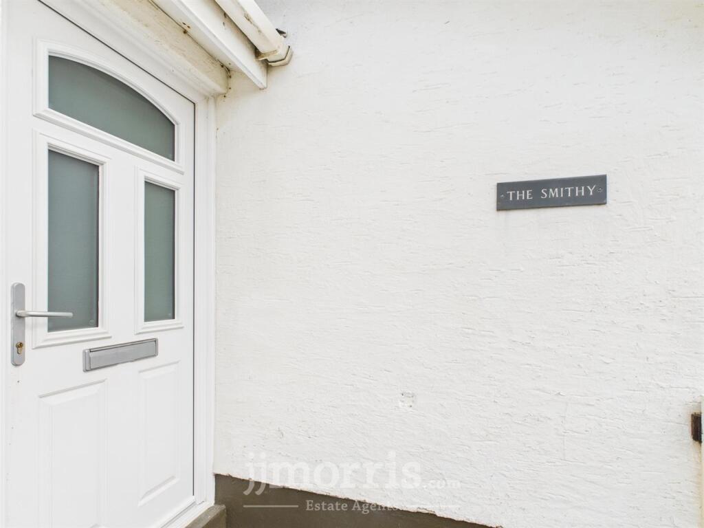 CAM02121G0-PR0137-STILL003 - Copy.jpg