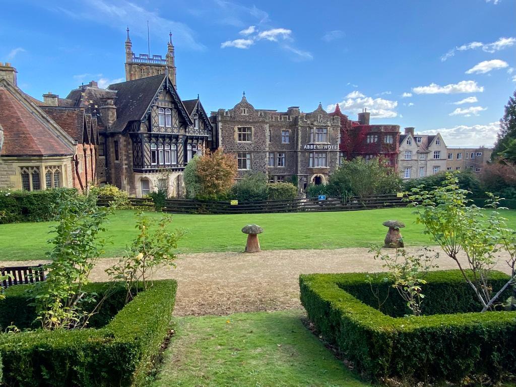 Communal gardens next to The Abbey Hotel
