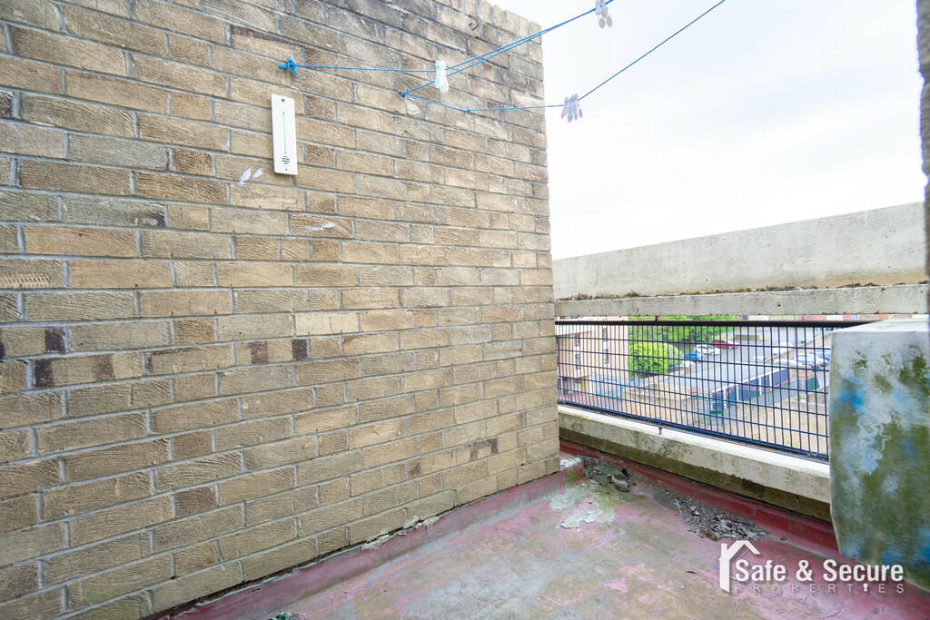 Collingwood Court...