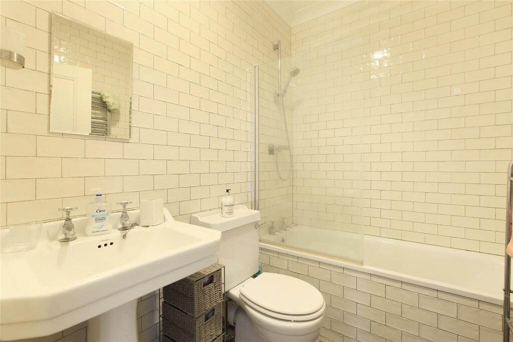 property in Clapham Common West Side, 
Between the Commons, SW4