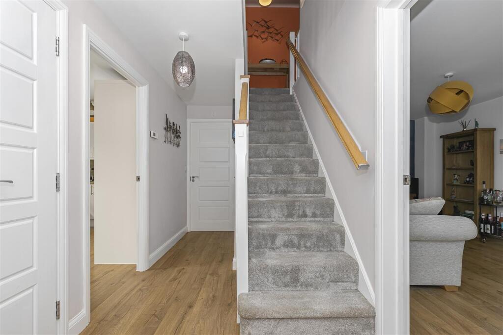 Entrance Hallway.jpg