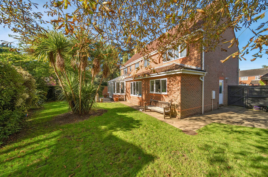 1346109-13-68d52e...