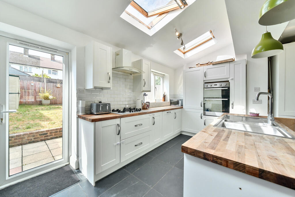 1305567-11-6863a5...