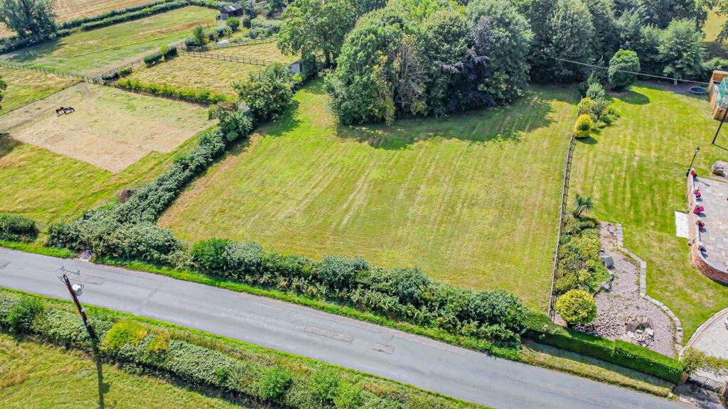 dji_fly_20250813_135308_671_1755089707081_photo_op