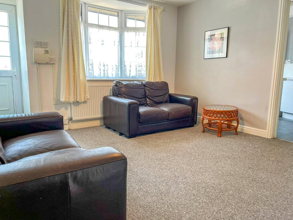 Flat 1 - Lounge