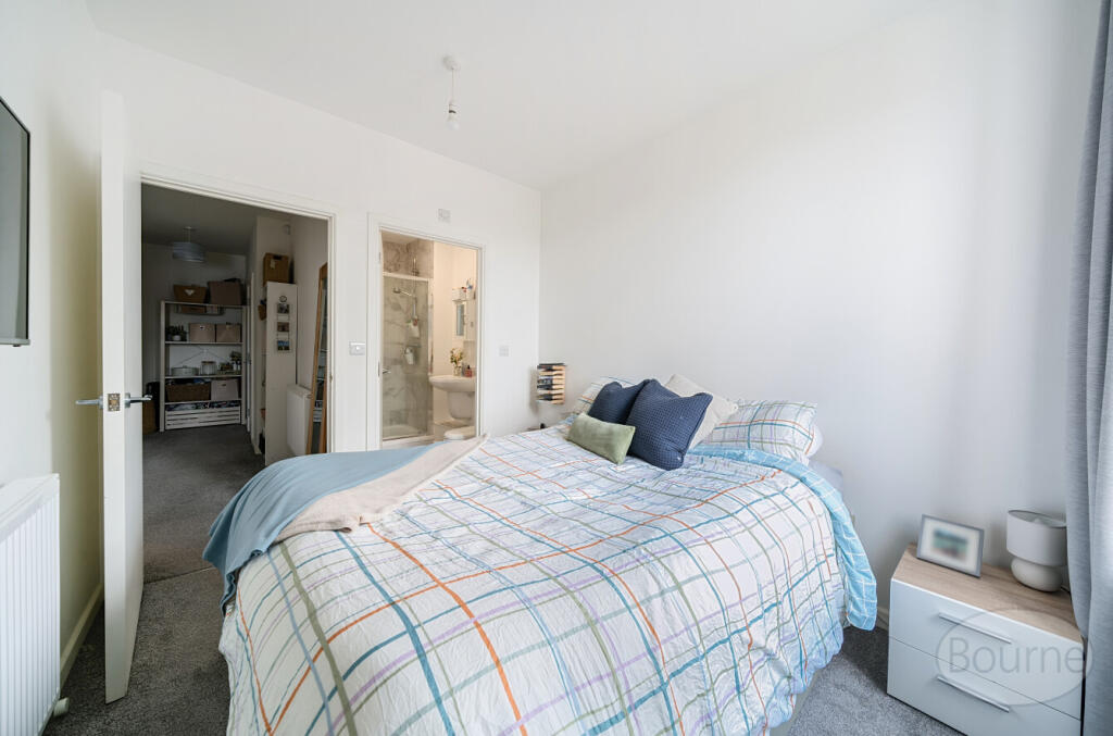 de01c979-a3a3-425...