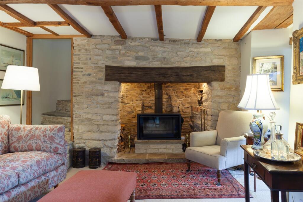 Sitting Room 2.jpg