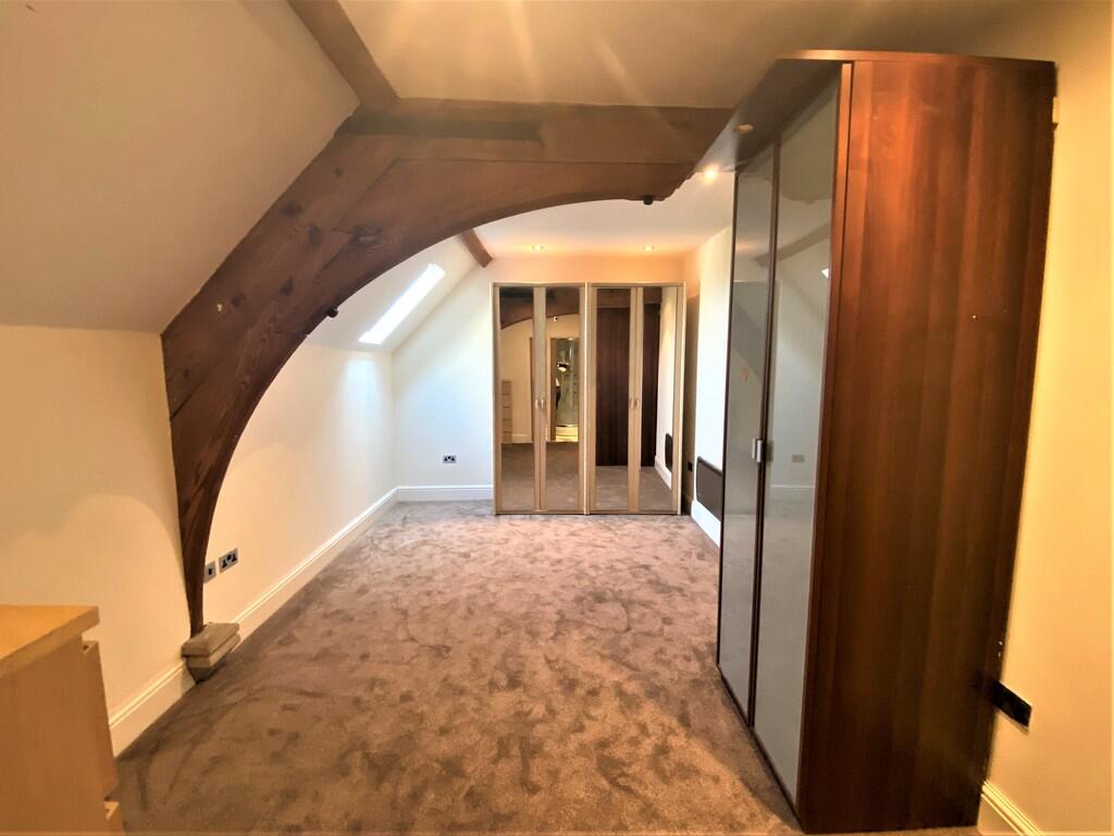 8 Rodley HAll IMG...