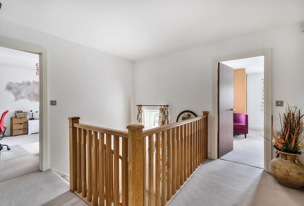 1325208-3-687e247...