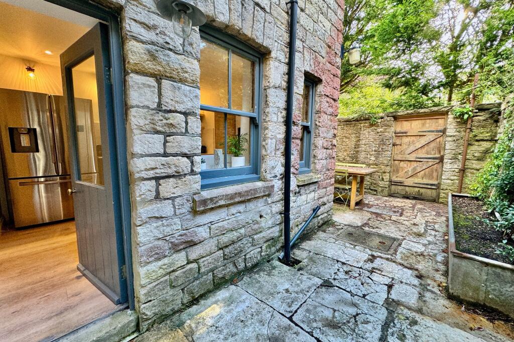 Rear Courtyard