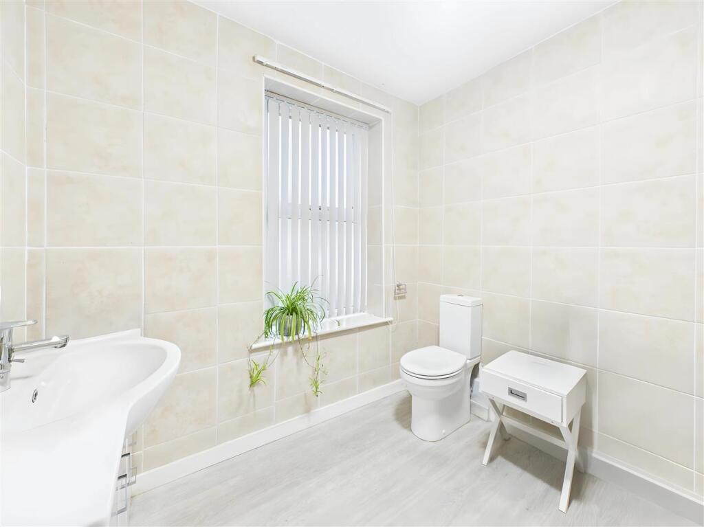 More about living with Mighty Student Living...