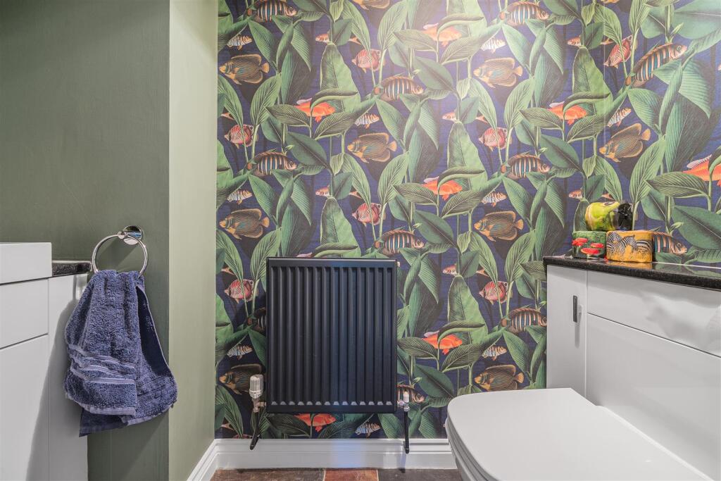 6 New Road, Greens Norton (19).jpg