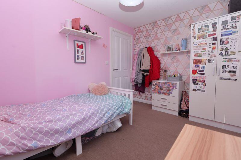 Bedroom 4 (First Floor)