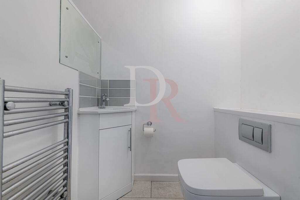GUEST WC