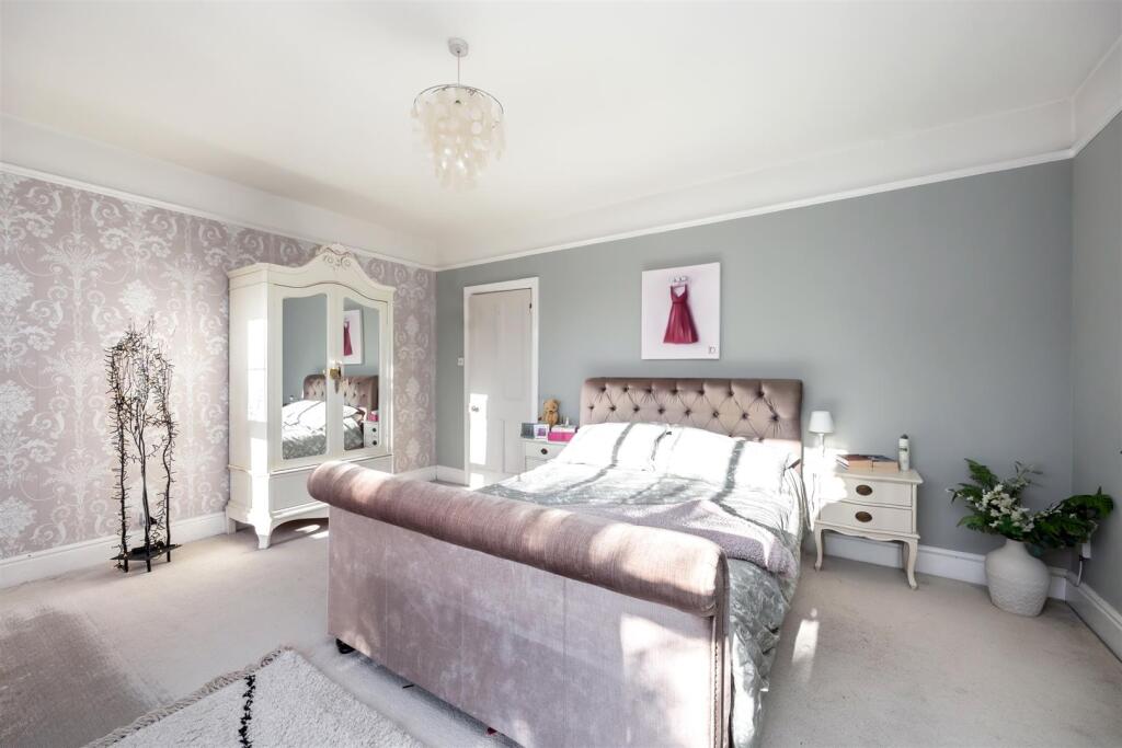 Rowlands Road, 132-016.jpg