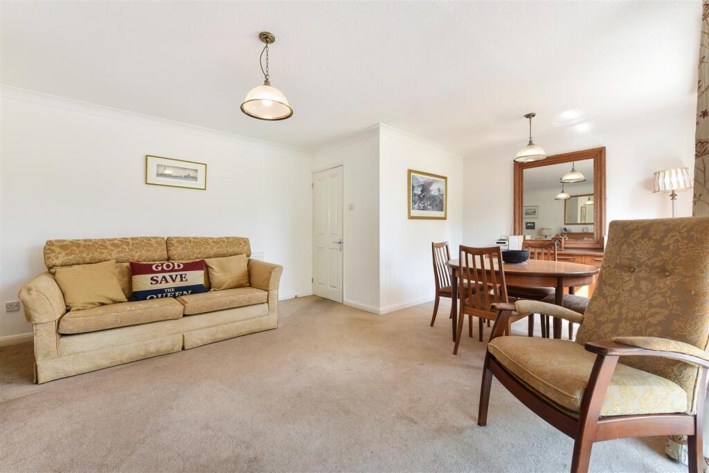 Sitting Room/Diner