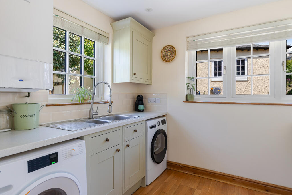 A44 - Higher Orchard 7 Court Road Newton Ferrers -