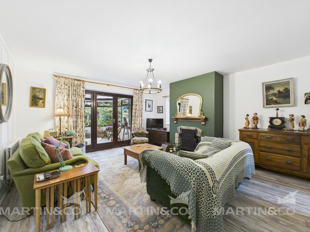 CAM02406G0-PR0443...