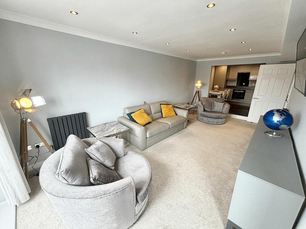 Lounge Additional