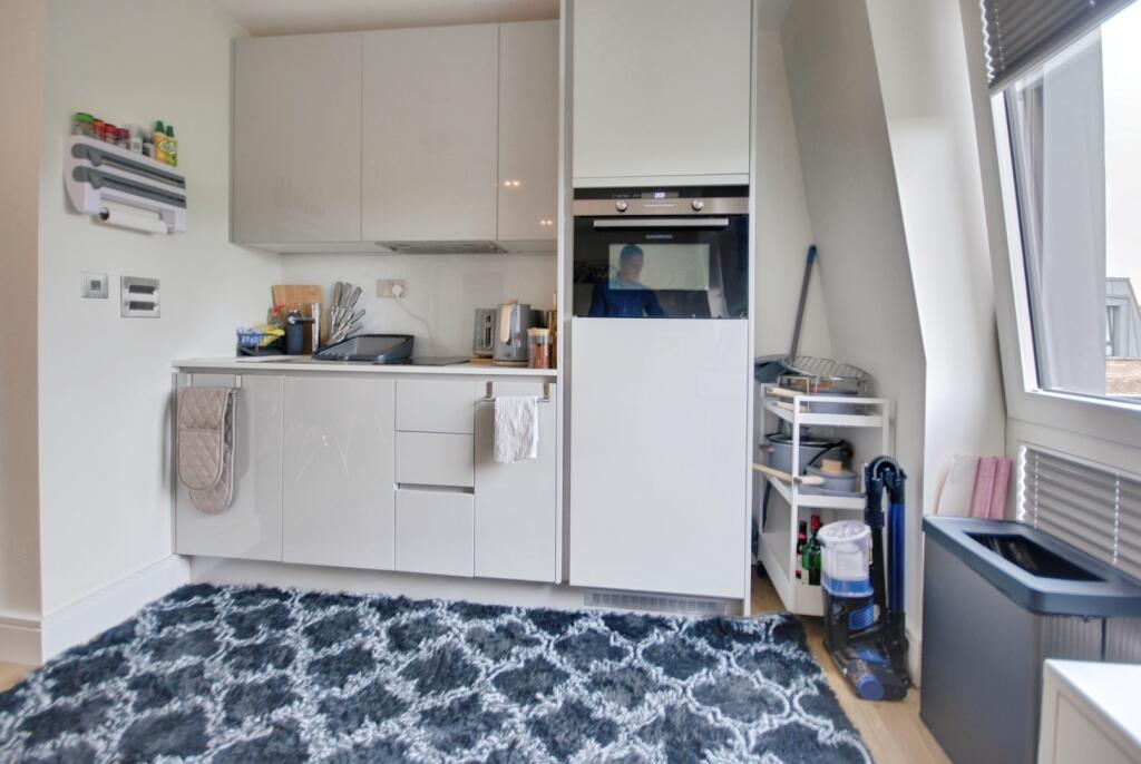 pbox-kitchen-319146.jpg