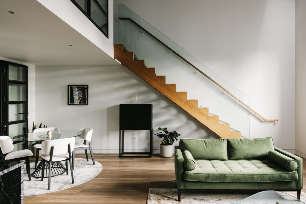 73982 - Orwell Studios_The Modern House (8).jpg