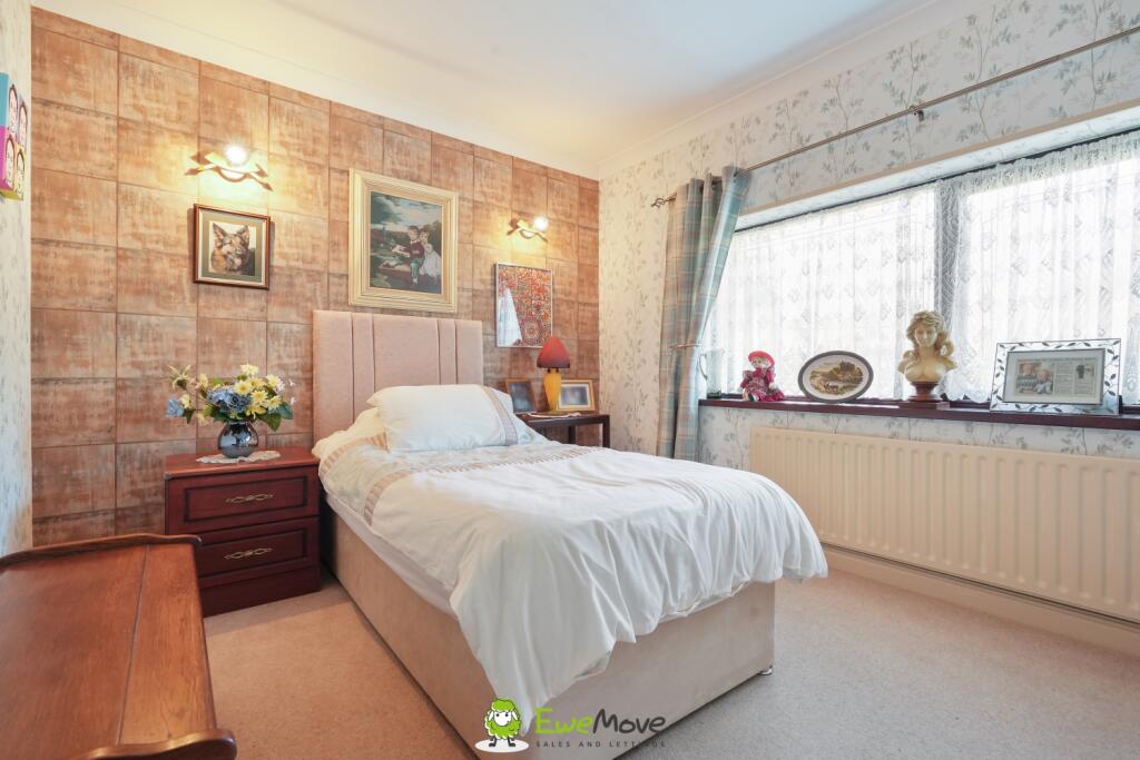 Estate Agent EweMove Scunthorpe Bedroom