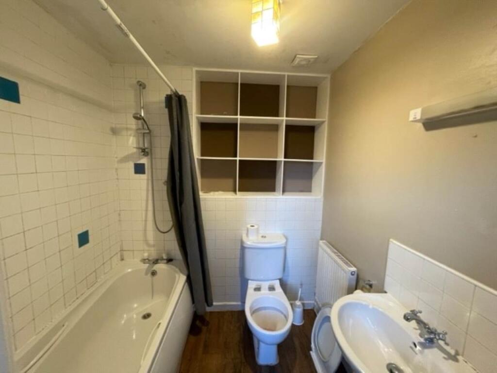 kempe way 12 bathroo
