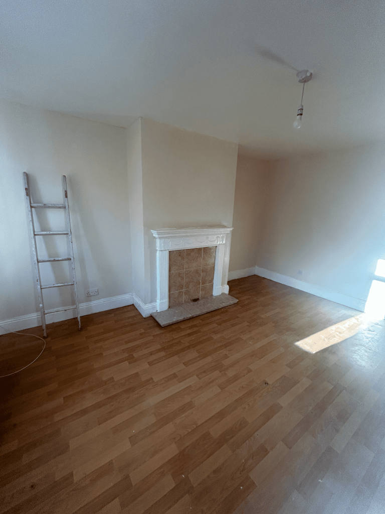 Halton Moor Road, Leeds, LS9