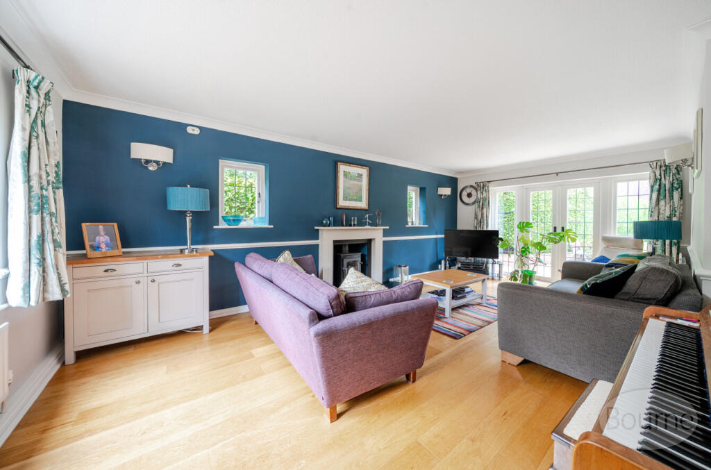 13320708-22cd-457...