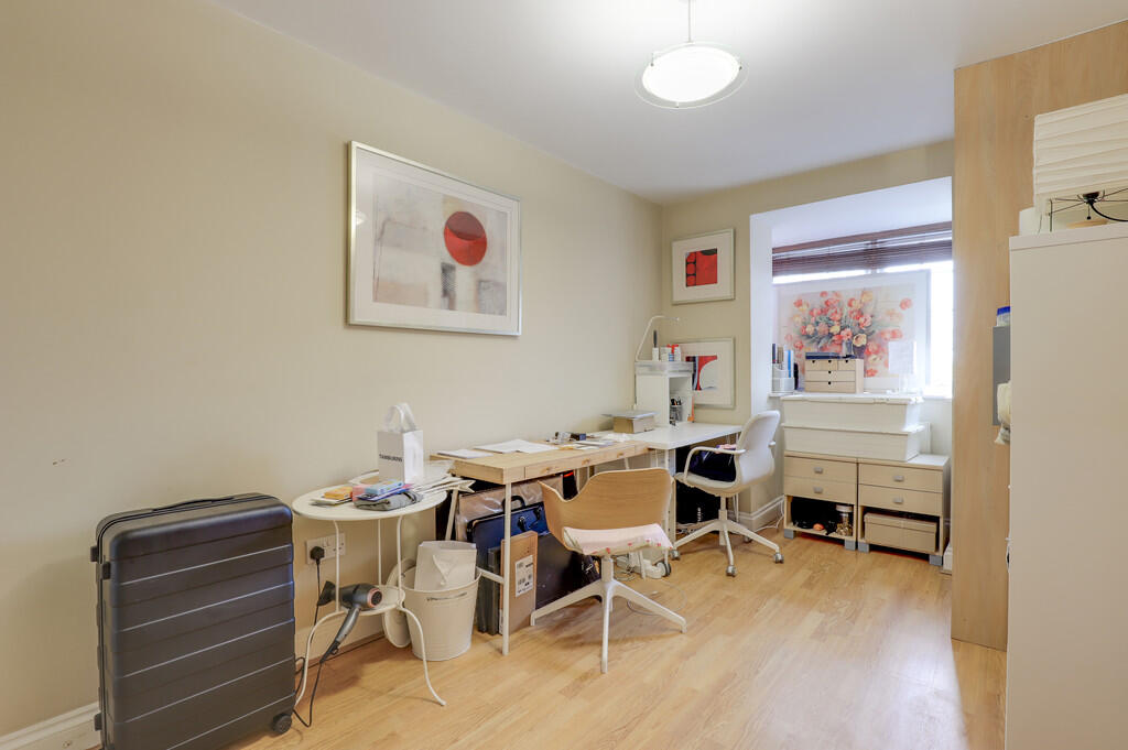 11-92abJHMCK - Fl...