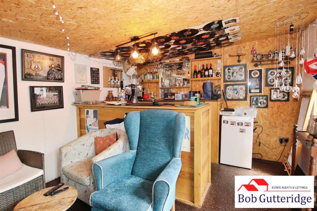 HODGES BAR !