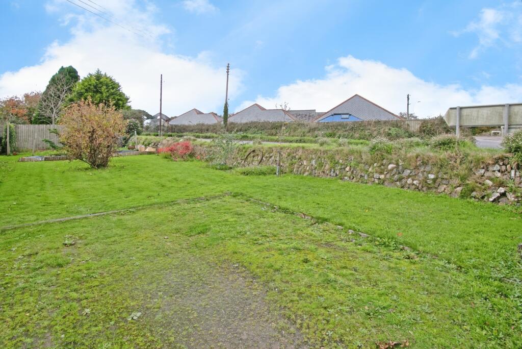 Front Garden Area