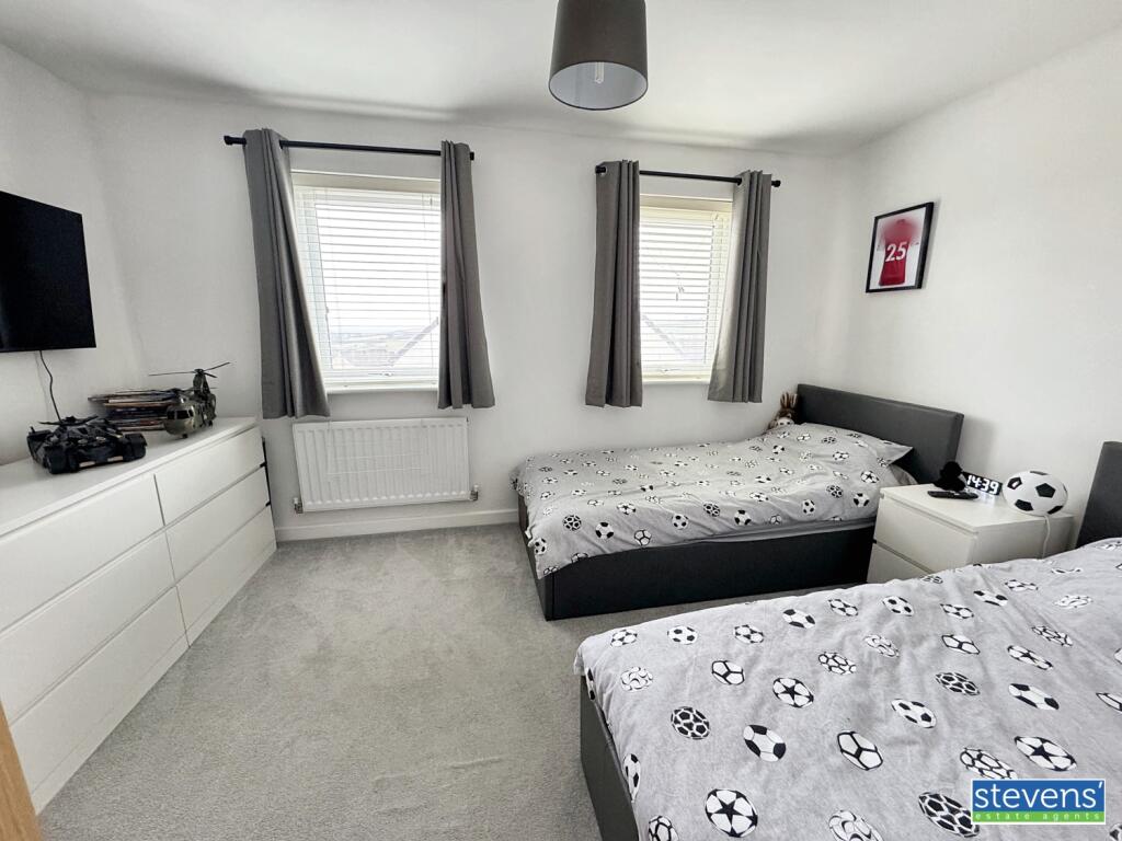 image00014_blurred (1)