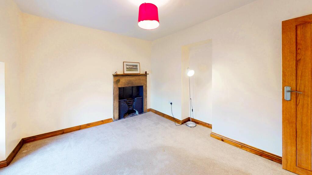 The-Hollies-Bedroom 3