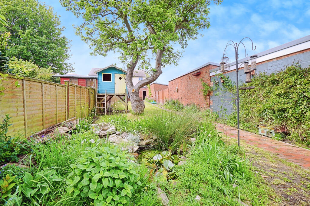 Large rear garden