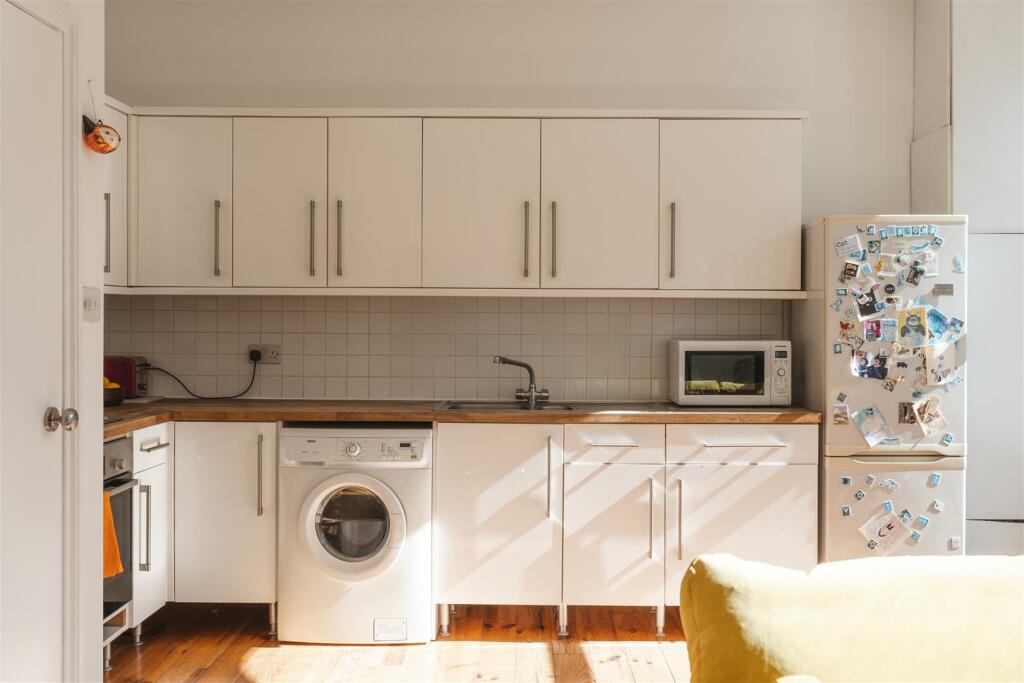 97 Downs Park Road-18.jpg