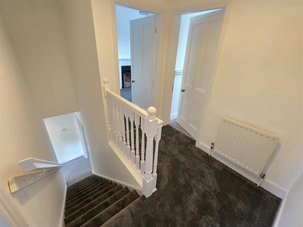Stairs/Landing