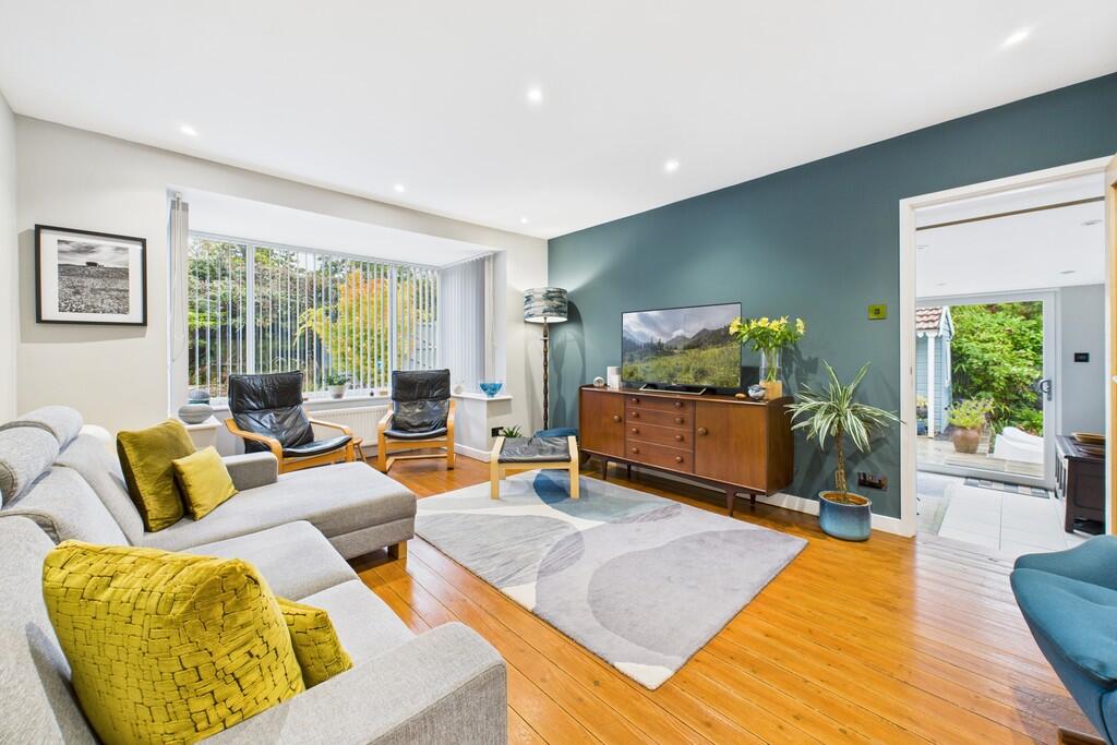 Living / Dining /...