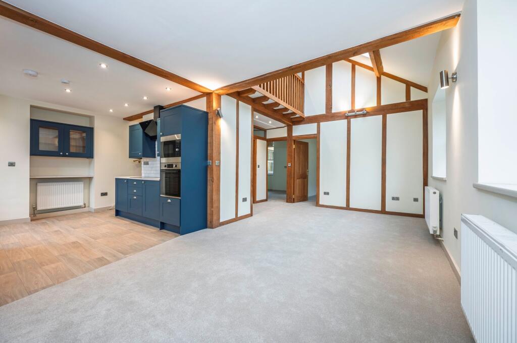 Kitchen &amp; Living Space