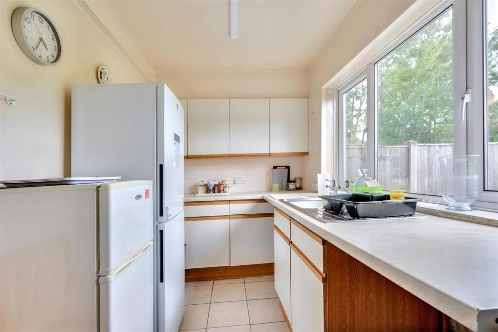 Kitchen_1.jpeg