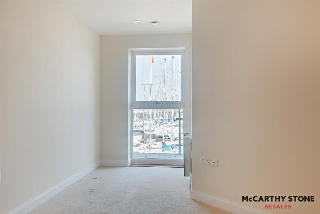 8606939-interior08-800.jpg