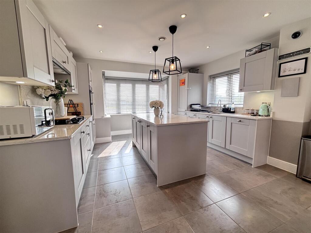 Bensons Kitchen 3.jpg