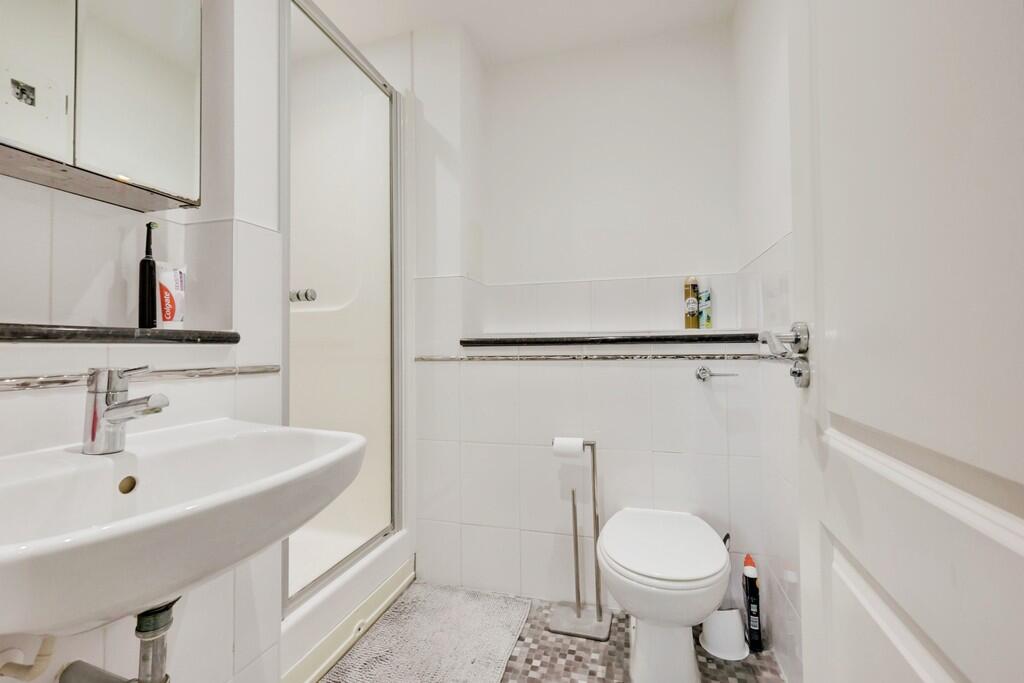 34d9e993-4S6A3192...