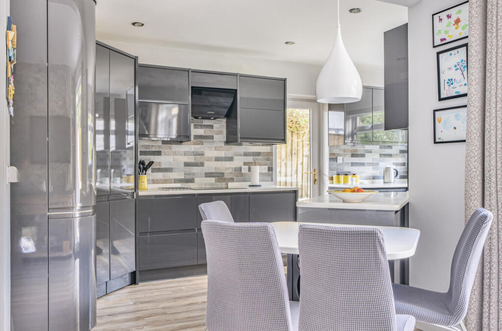 1363621-16-68e3bc...