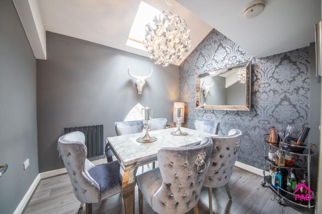 BEDROOM3 / RECEPTION ROOM