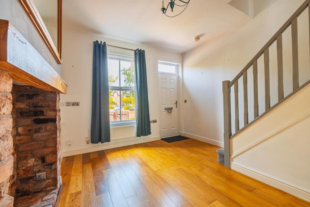 11 Leighton Rd Cottage-9.jpg