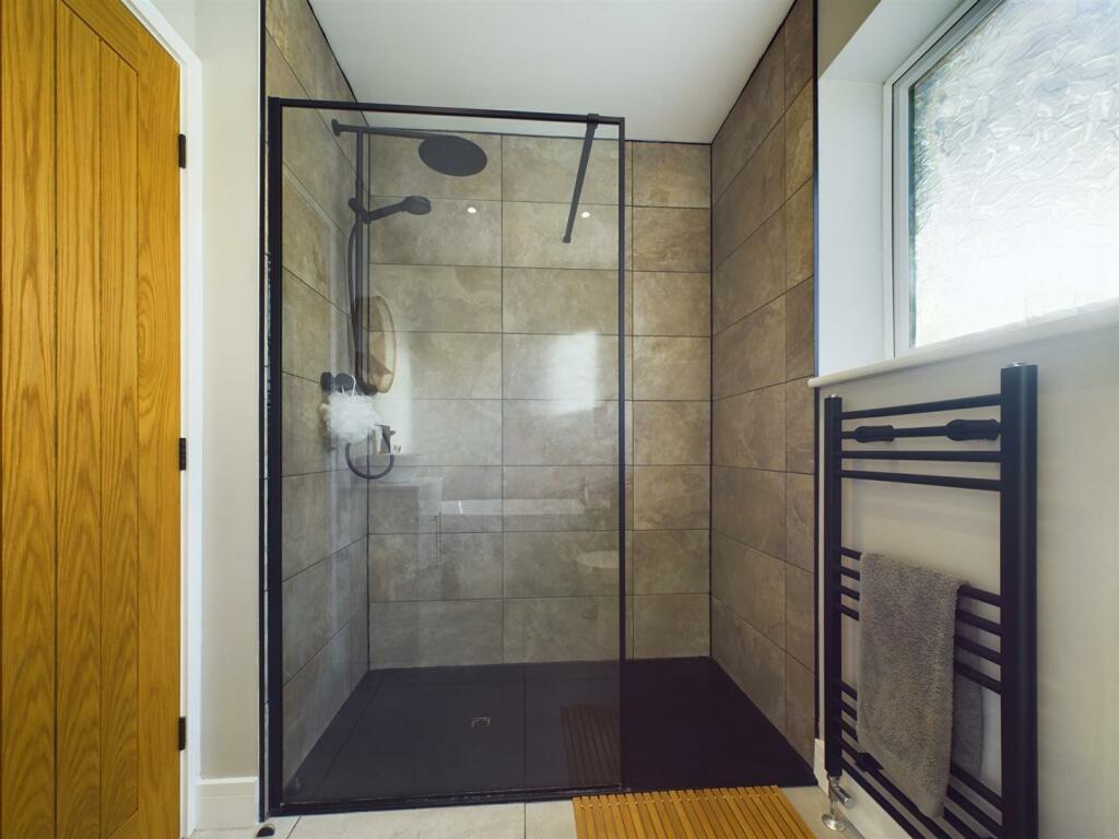 Bath 9.jpg