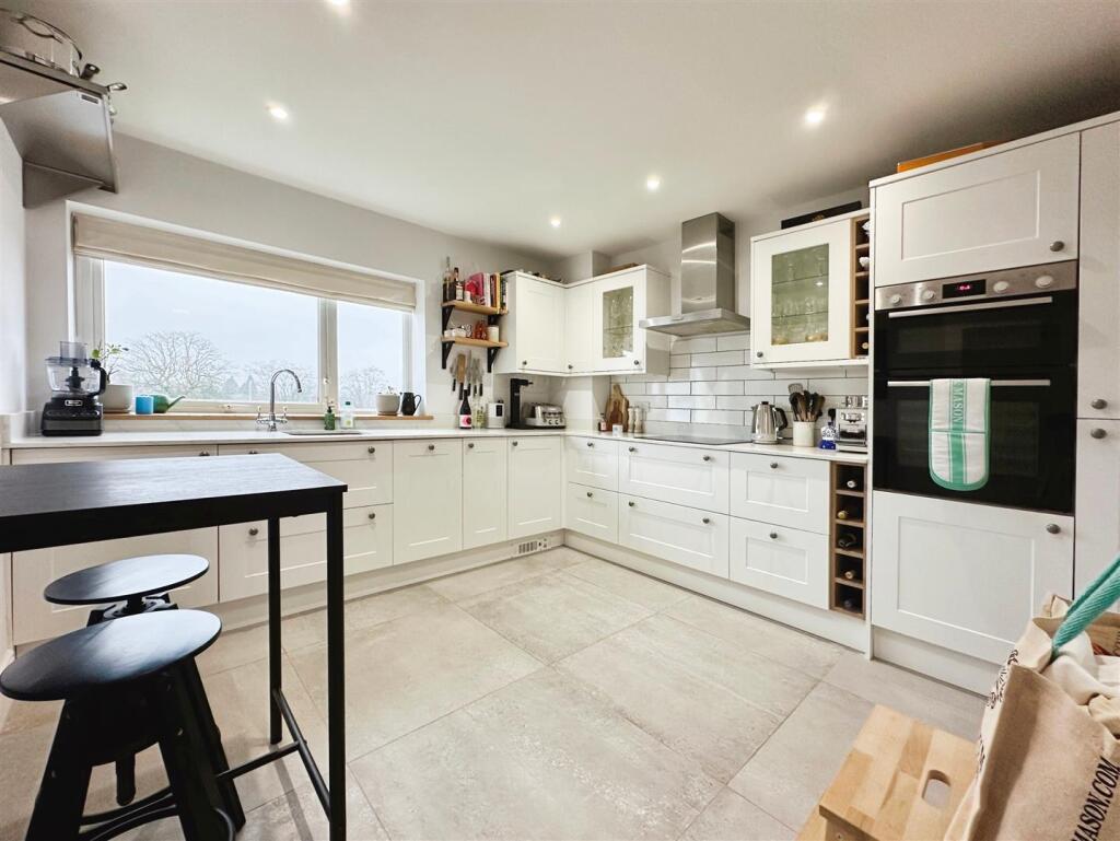 6453ae7c-image_picker_8E217970-1FB5-43D1-8E84-416F