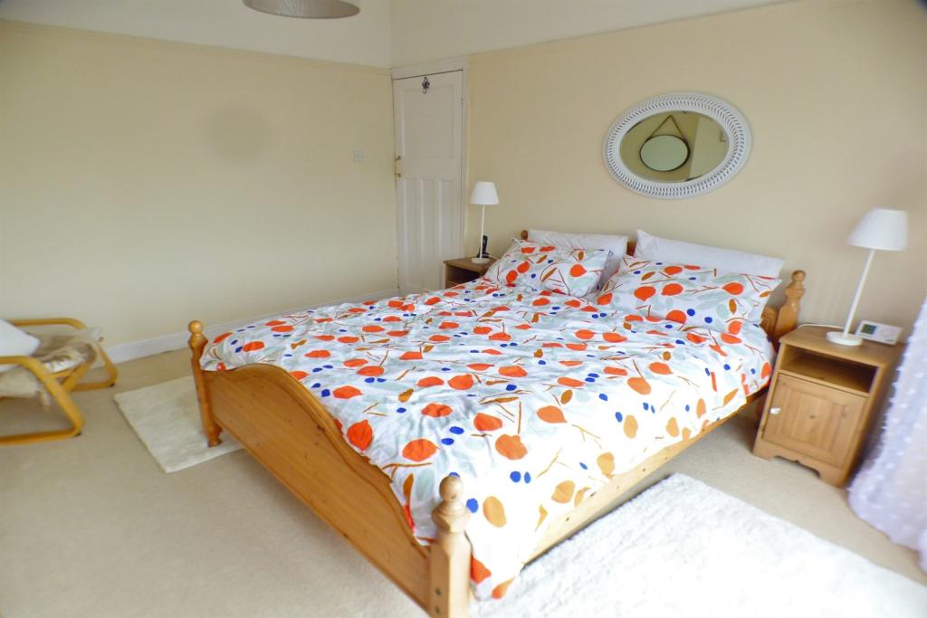 Bed 1 - 2